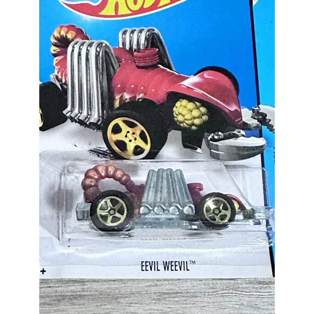 Hot Wheels Eevil Weevil HW City 2014 Street Beasts 51/250 Hotwheels H77